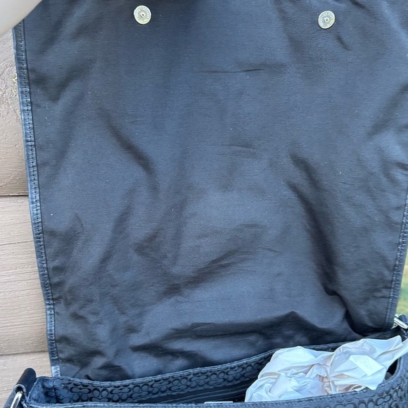 Coach Black Signature Canvas & Leather Messenger Bag F77004 - Picture 9 of 15